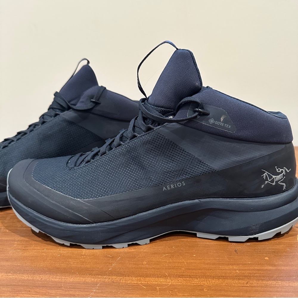 Arc Teryx Aerios Hiking Boots